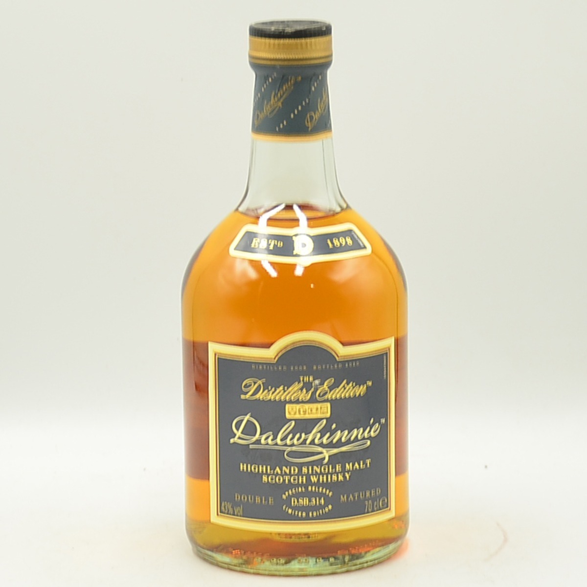 Dalwhinnie Whisky Distillery Guide | Buy Online