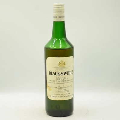 Buchanan's Blended Scotch Whisky Black & White 1970s 75.7cl