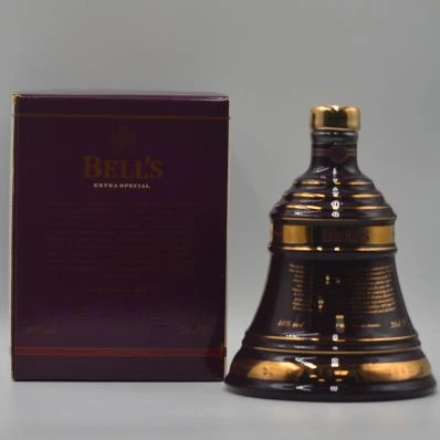 Bell's Whisky Decanter Christmas 2002
