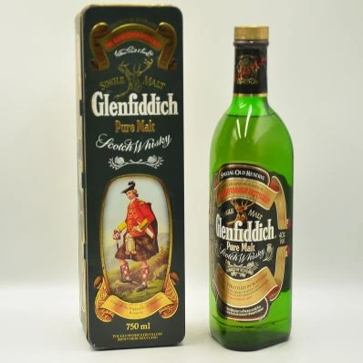 Glenfiddich Whisky Special Old Reserve Clan Kennedy 1980s