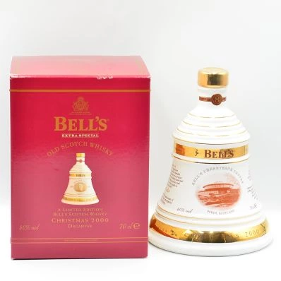 Bell's Whisky Decanter Christmas 2000