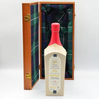 Macphails 1992 40th Royal Coronation Anniversary Decanter
