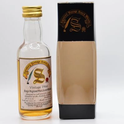Lochside 22 Year Old Signatory Vintage 1966 5cl