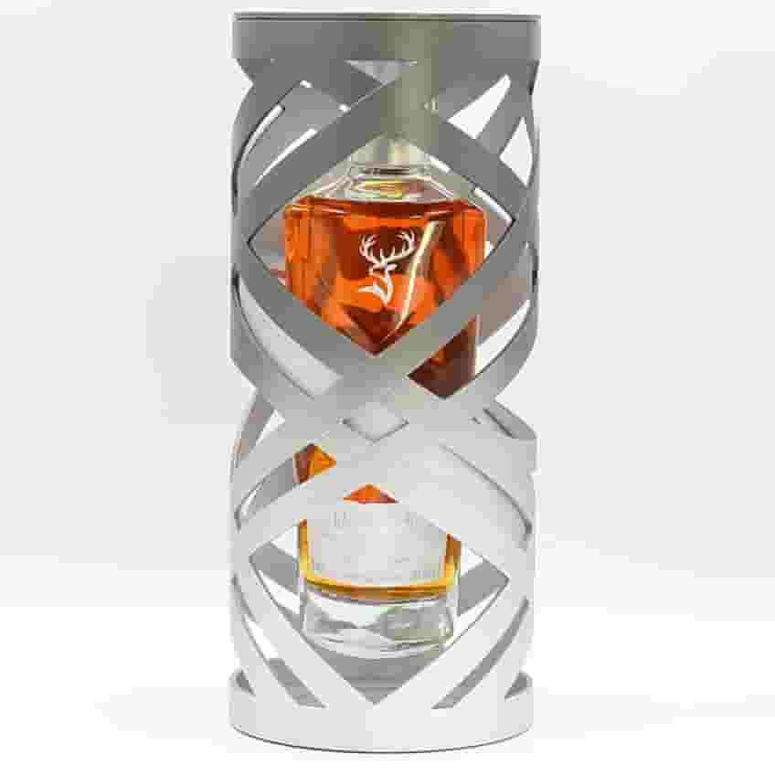 Glenfiddich 30 Year Old Speyside Malt Whisky Suspended Time